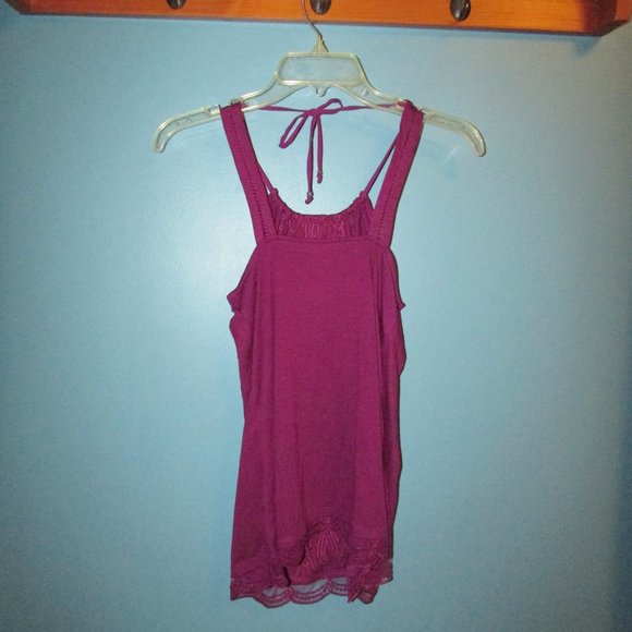 WHBM Embroidered Halter Top NWOT - Picture 5 of 8